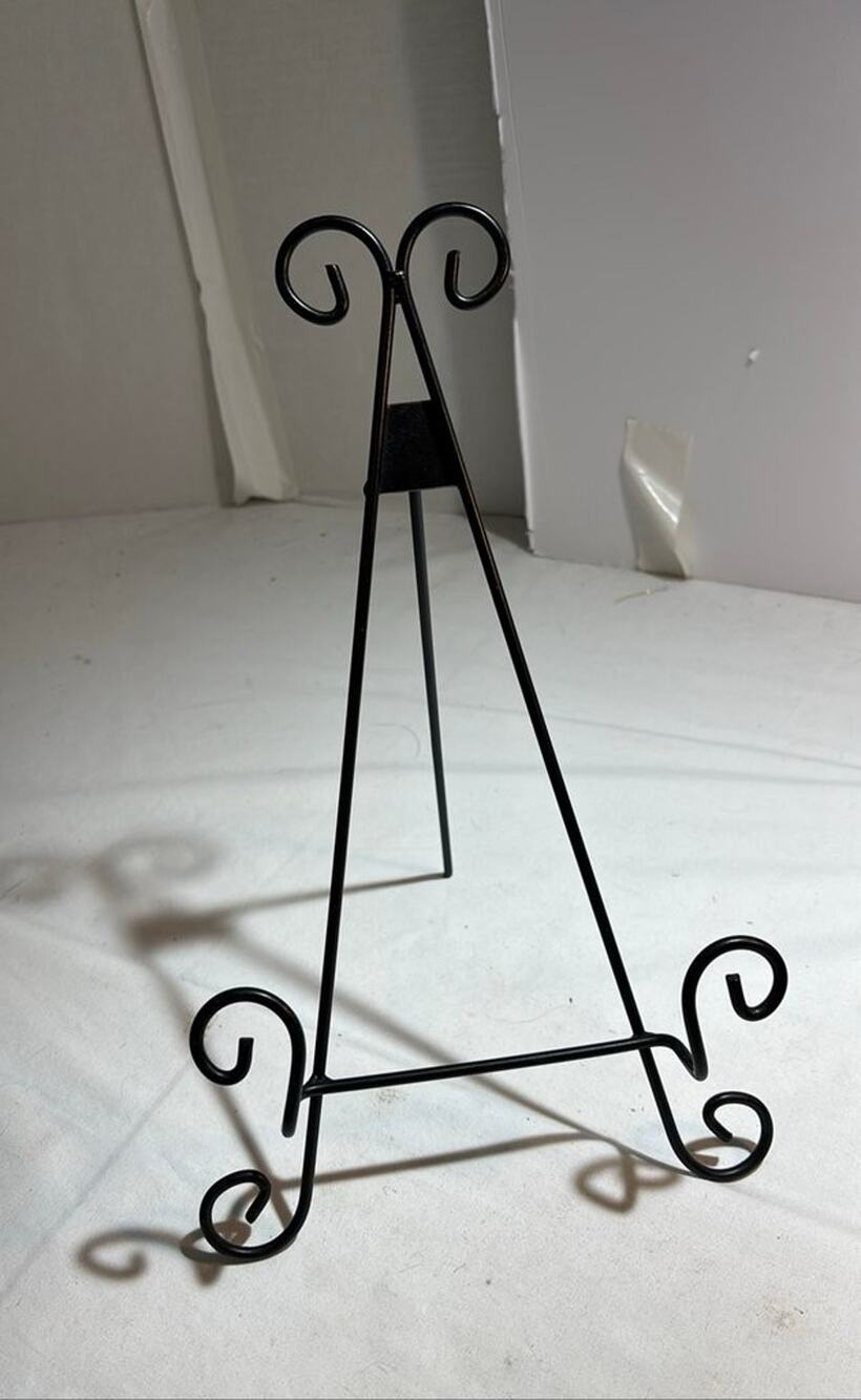 Black Metal Display Easel Stand 15”